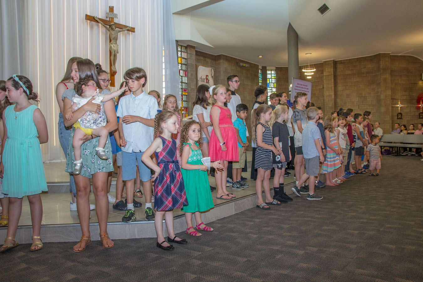 Christmas Family Mass 24 Dec - Photo 9