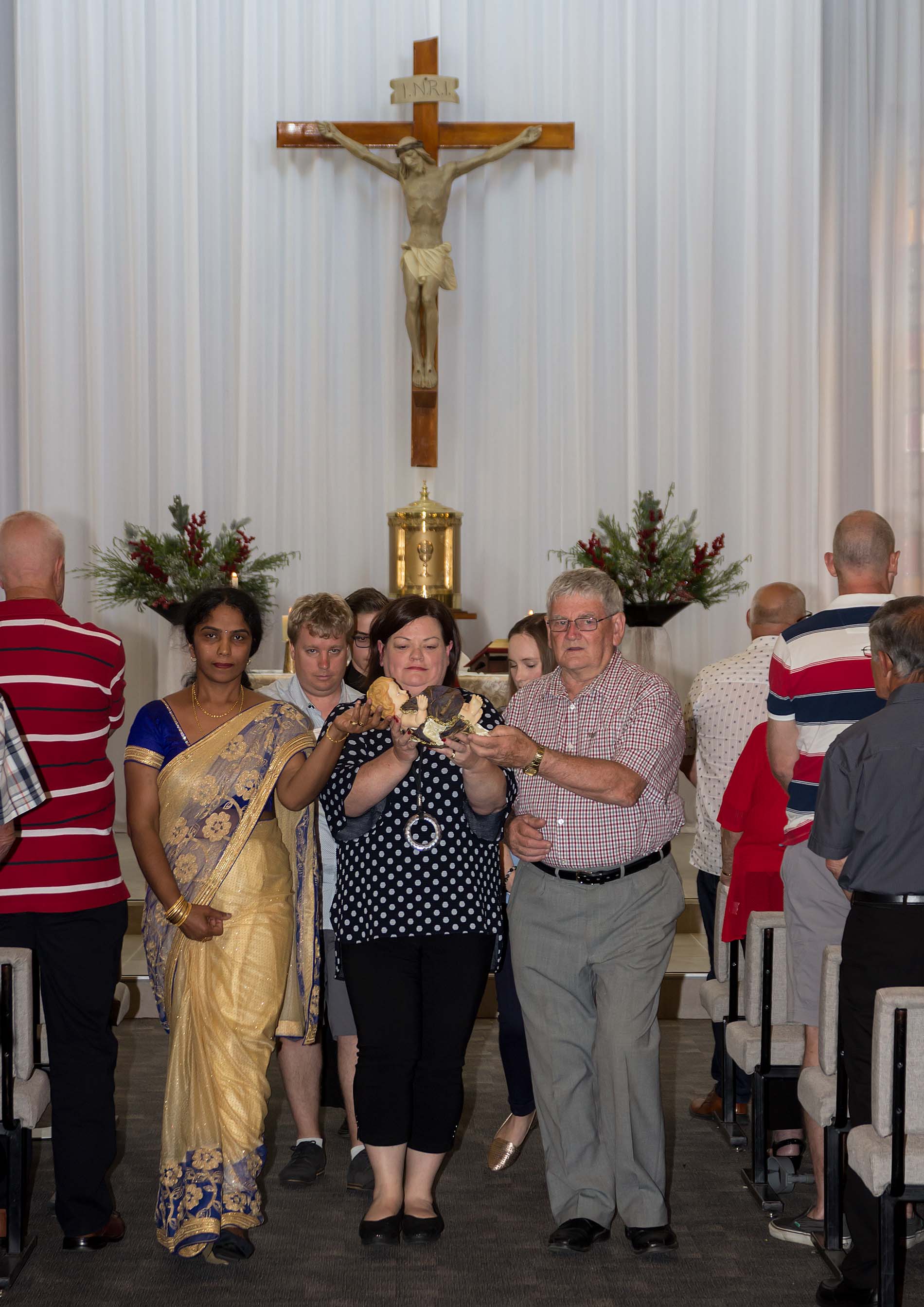 Christmas Family Mass 24 Dec - Photo 26