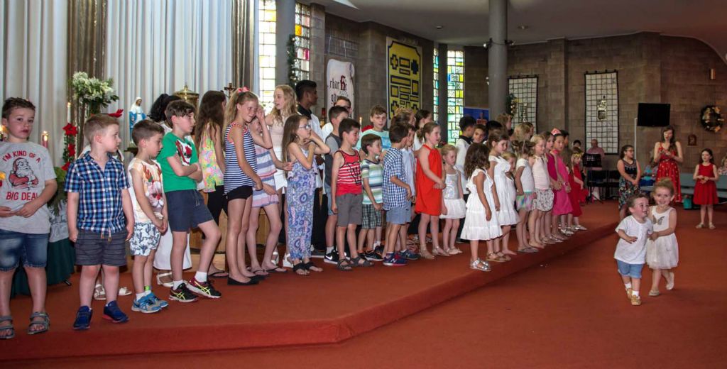 Christmas Family Mass - Photo 5
