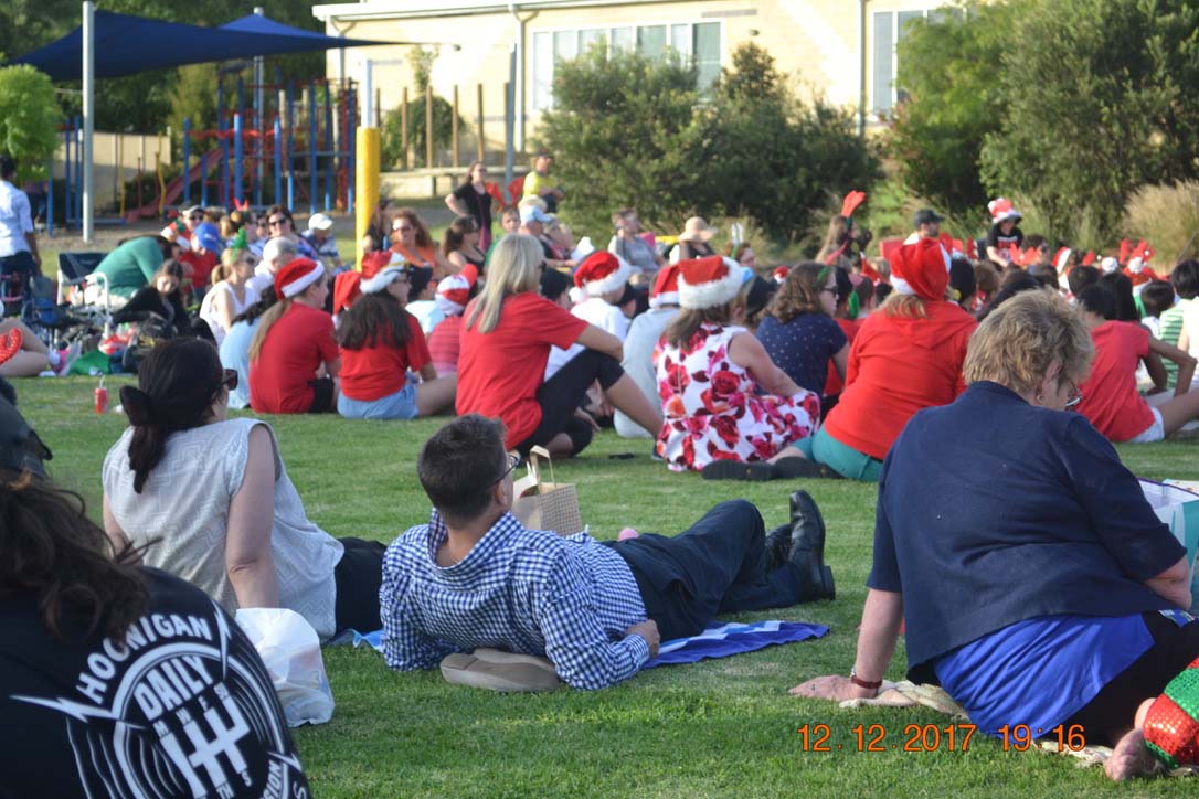 St Luke S School Carols - Photo 4