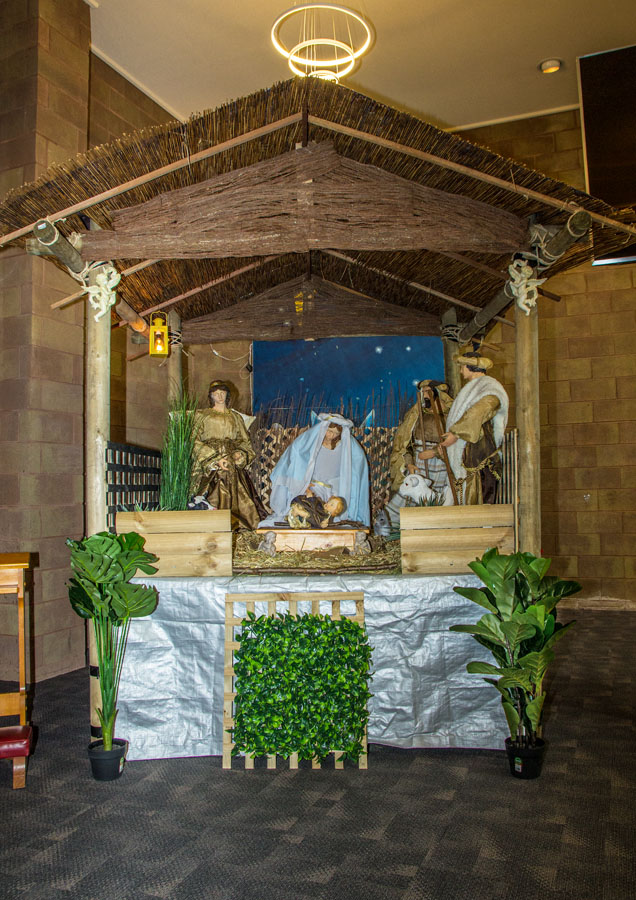 Christmas Family Mass 24 Dec - Photo 1