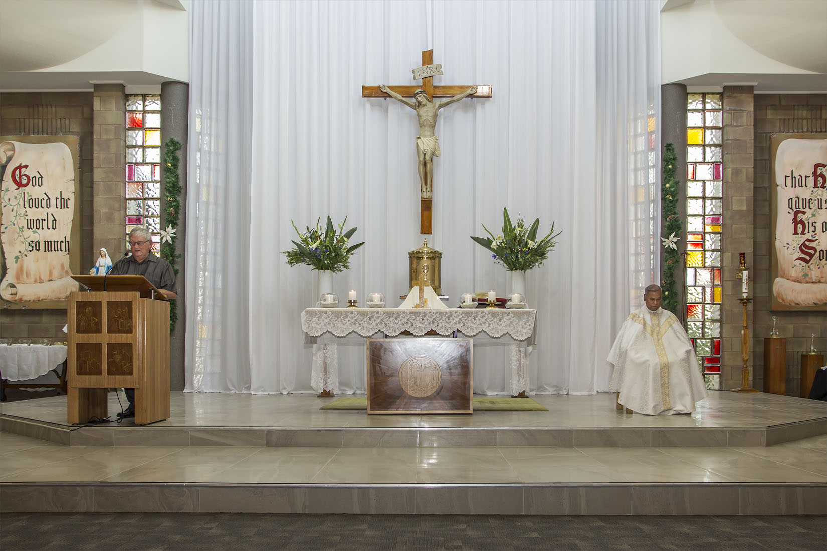 Christmas Family Mass 24 December - Photo 21