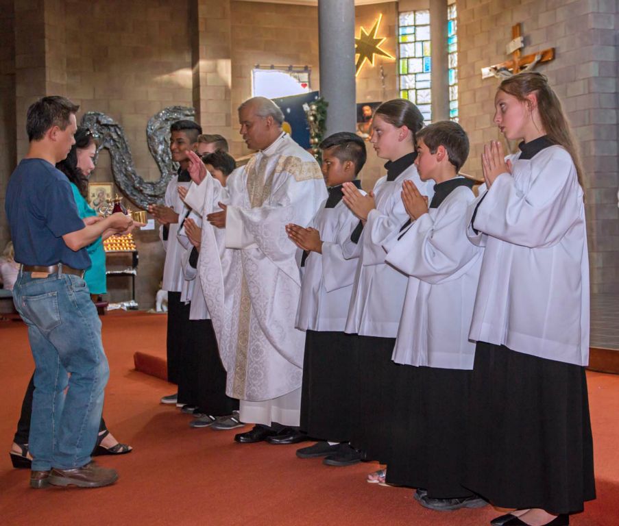 Christmas Family Mass - Photo 21