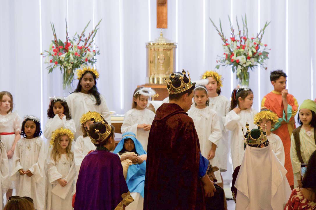 Christmas Family Mass 24 Dec - Photo 7
