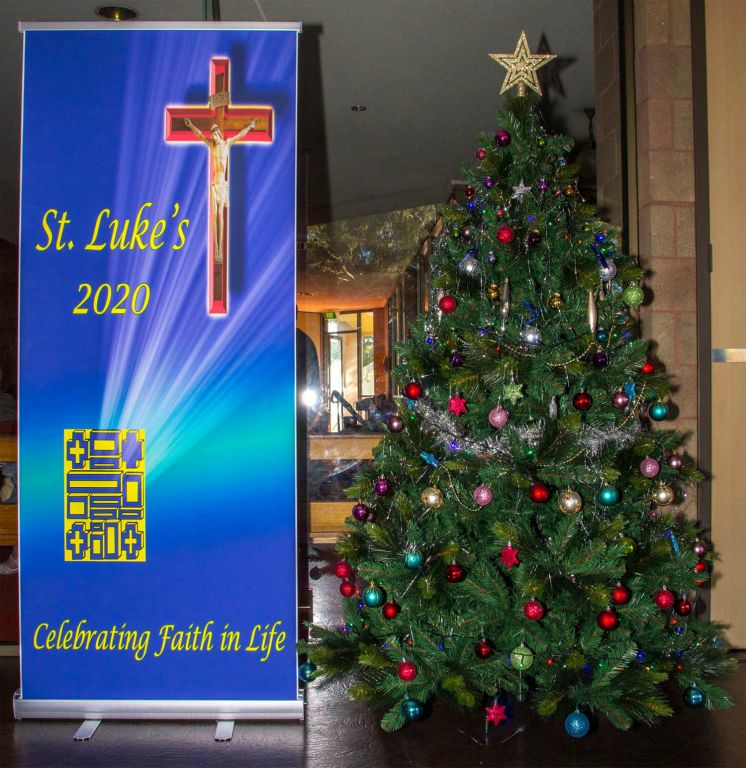 Christmas Family Mass - Photo 44