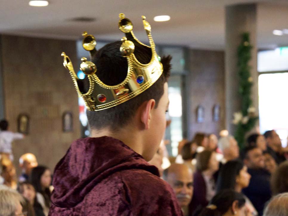 Christmas Family Mass 24 Dec - Photo 32
