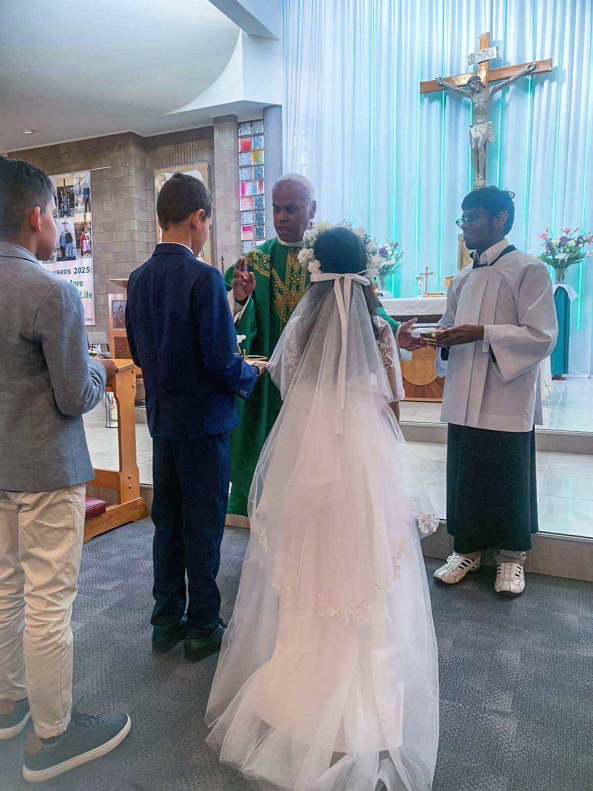 First Holy Communion 2 July - Photo 3
