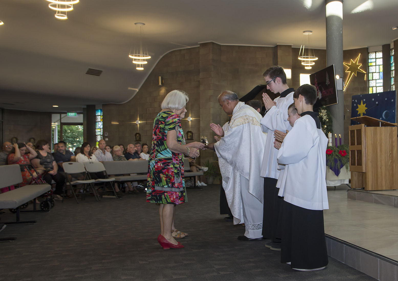 Christmas Family Mass 24 December - Photo 18