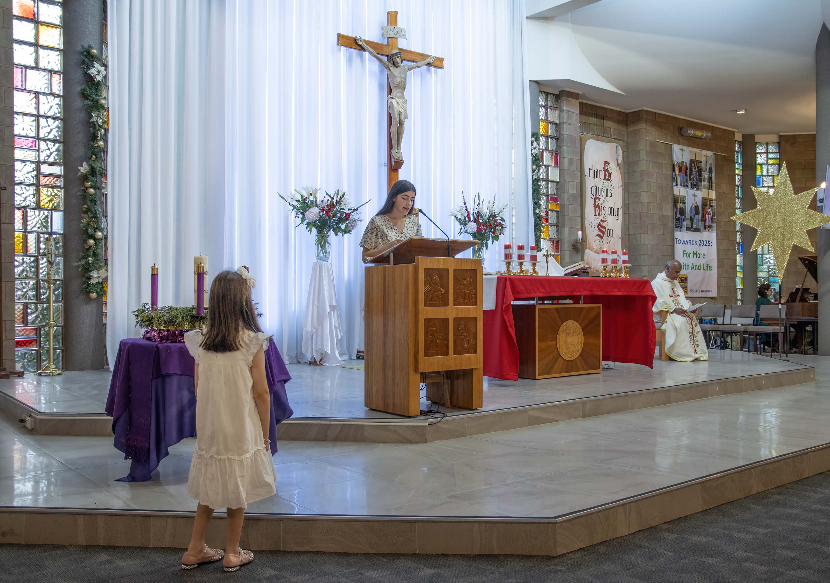 Christmas Family Mass 24 December - Photo 36