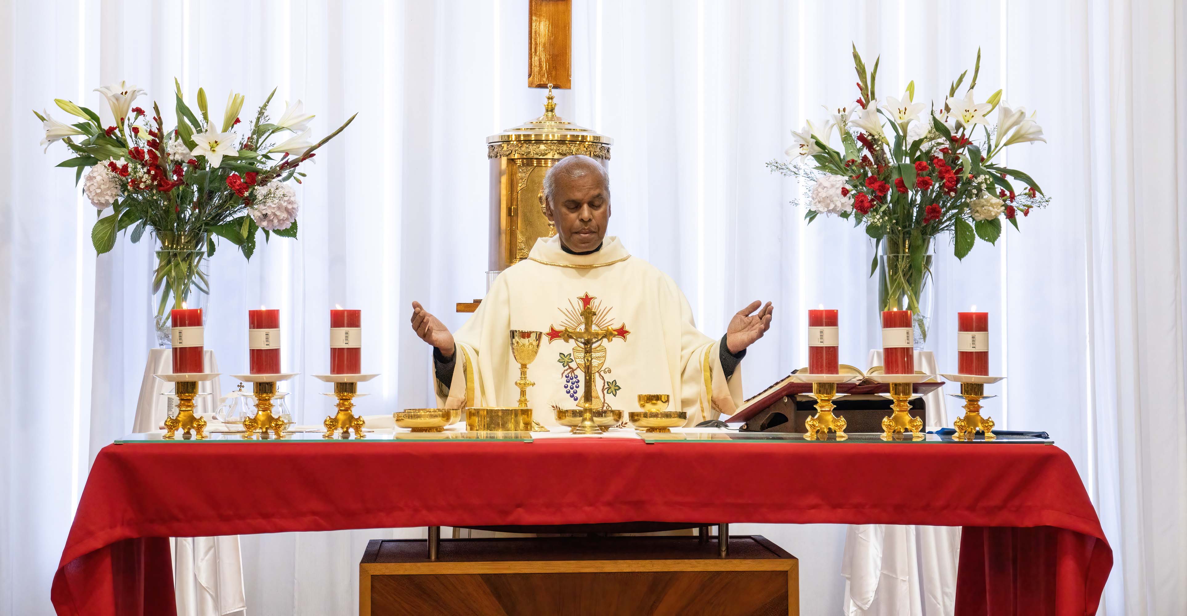 Christmas Family Mass 24 December - Photo 11