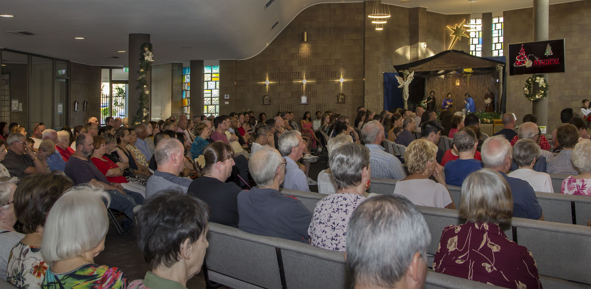 Christmas Family Mass 24 December - Photo 22