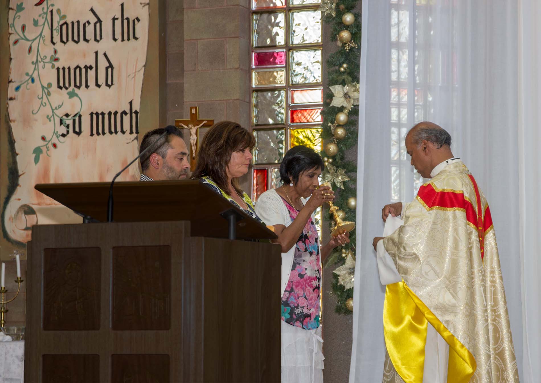 Christmas Family Mass 24 Dec - Photo 9
