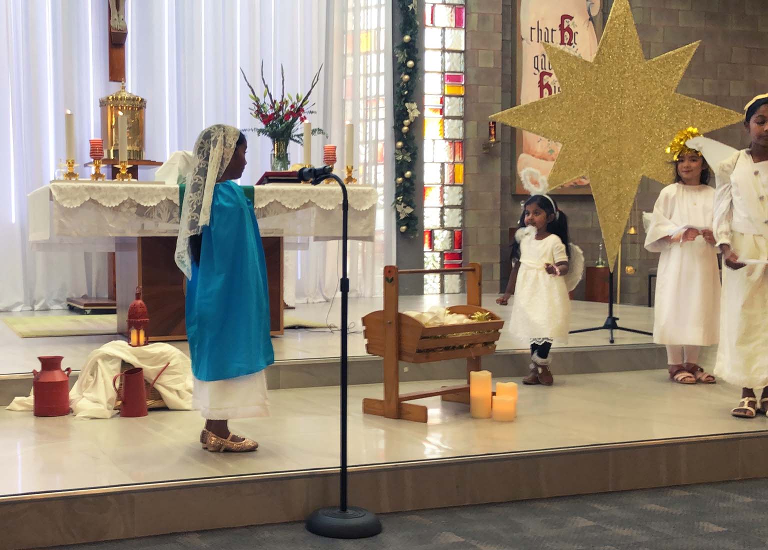 Christmas Family Mass 24 December - Photo 17