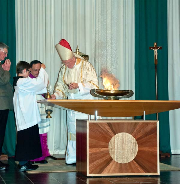 Dedication Of The Altar - Photo 21