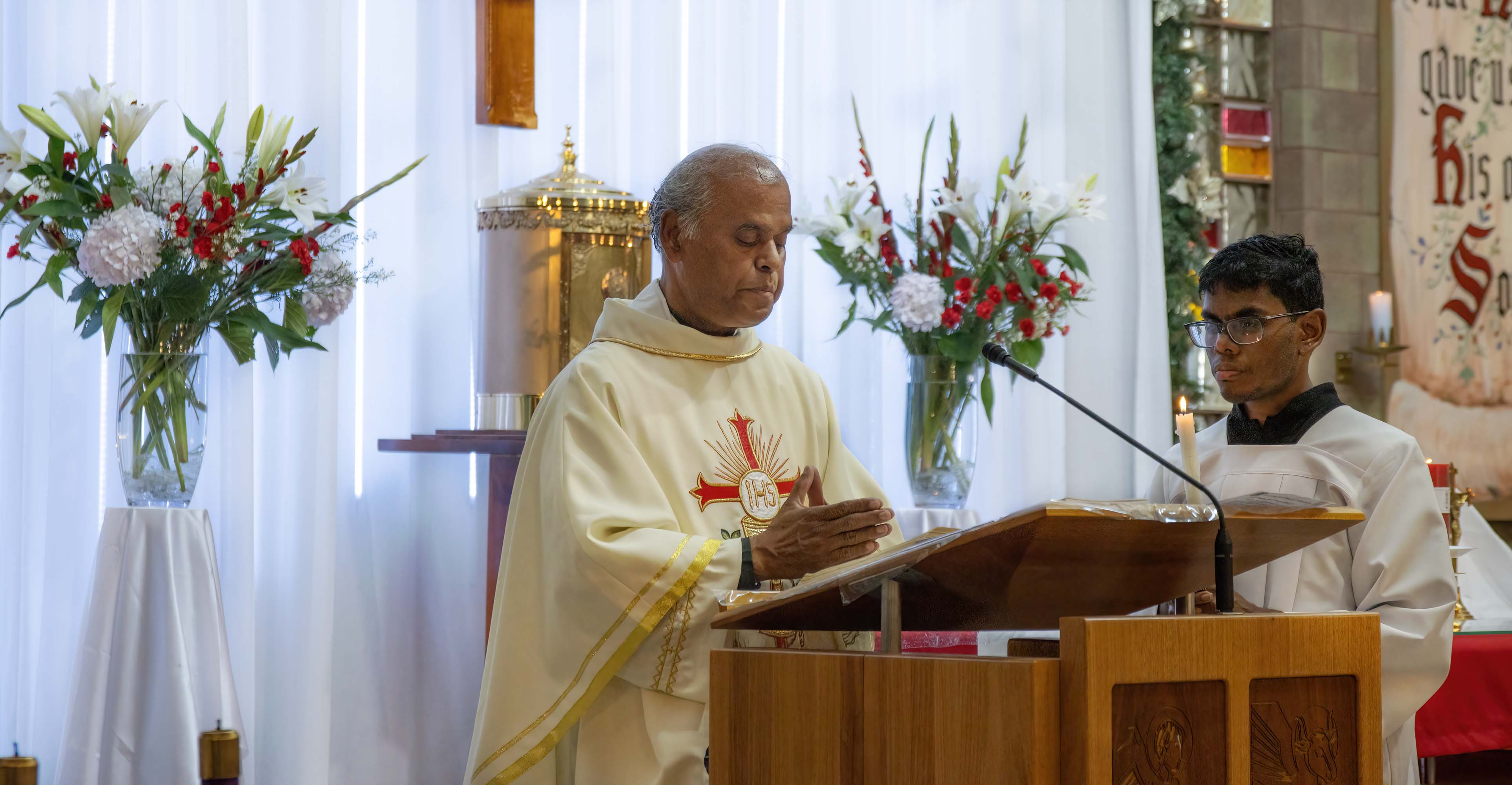 Christmas Family Mass 24 December - Photo 32