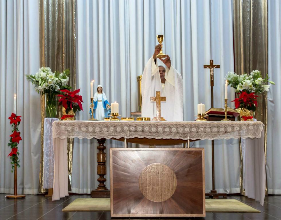 Christmas Family Mass - Photo 14
