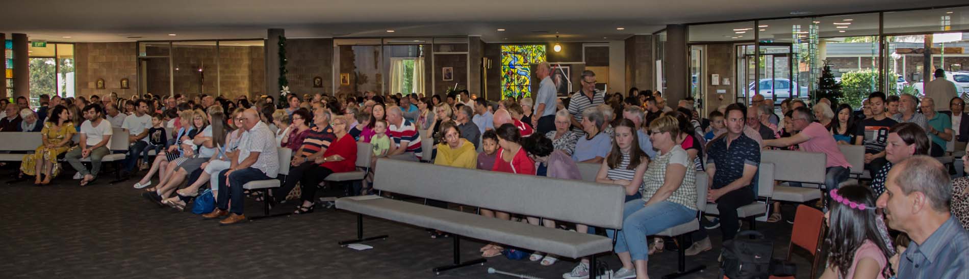 Christmas Family Mass 24 Dec - Photo 19