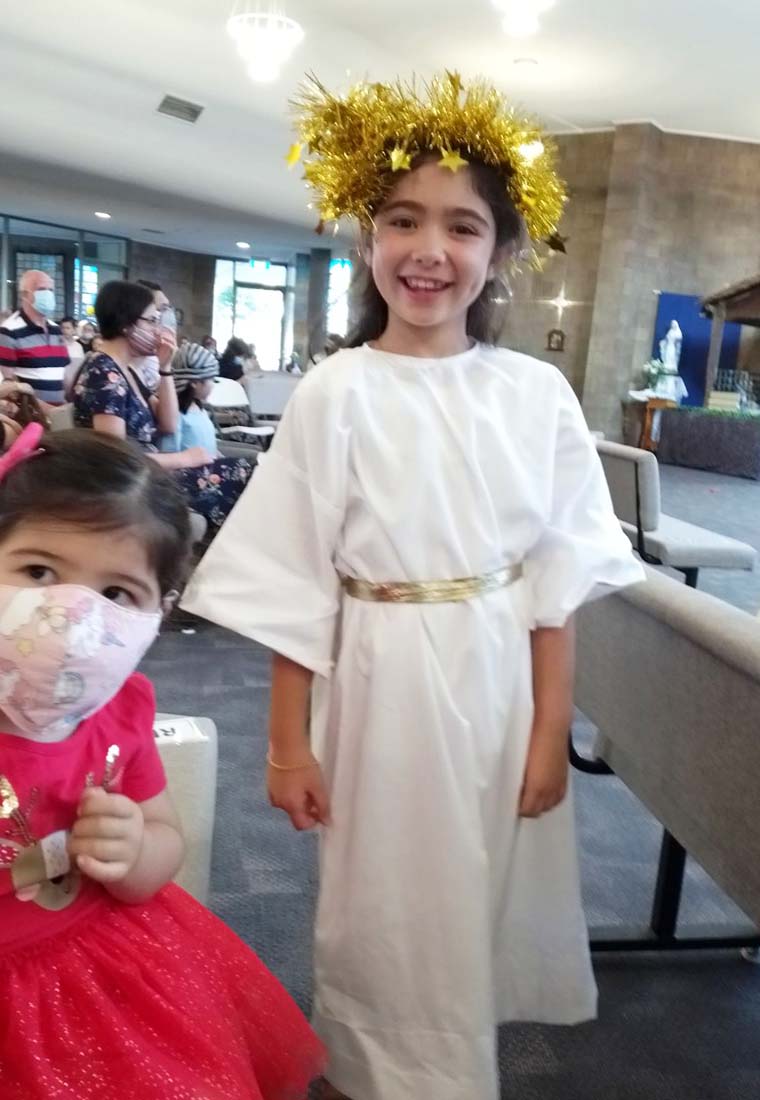 Christmas Family Mass 24 December - Photo 1