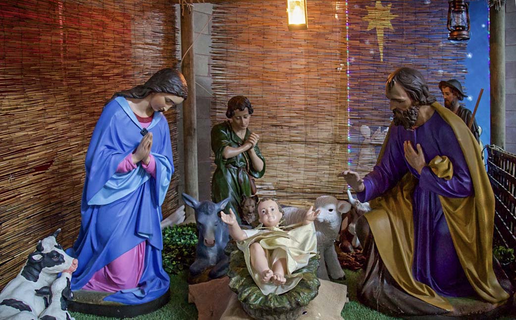 Christmas Family Mass 24 Dec - Photo 46
