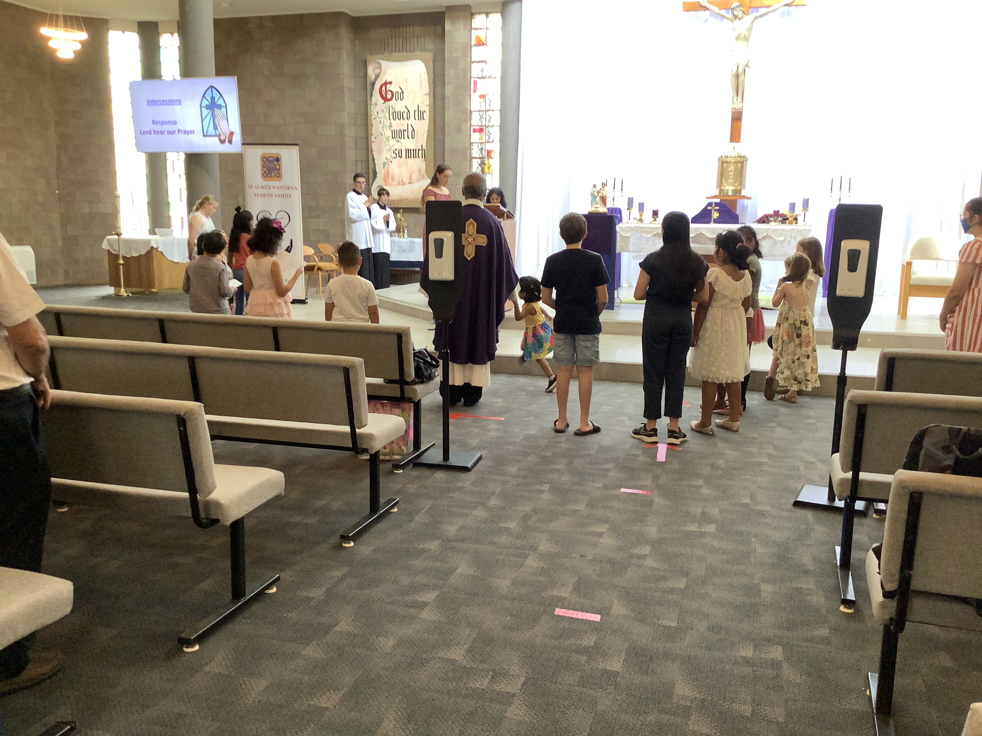 Family Mass 20 March - Photo 13