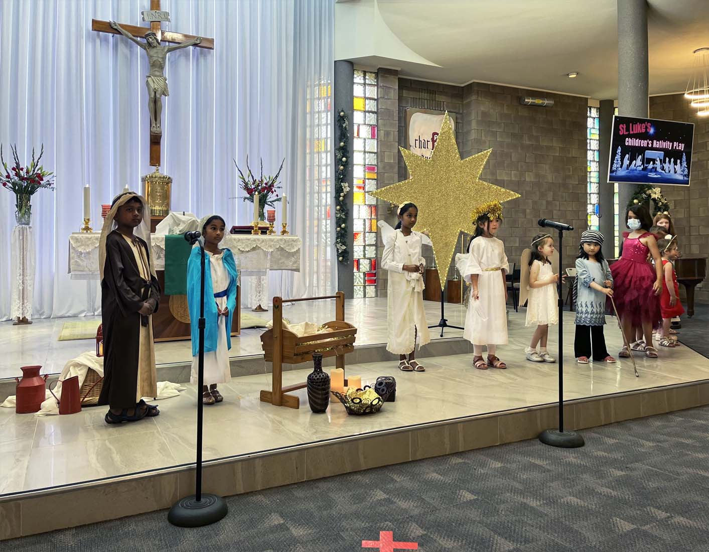 Christmas Family Mass 24 December - Photo 8